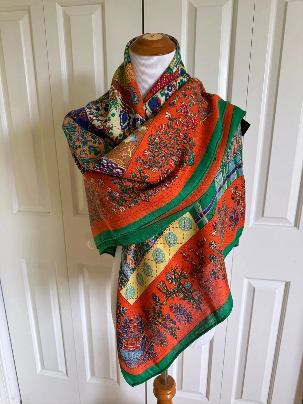 HERMES Multicolor Wool/Silk Blend Wrap Scarf - Picture 2 of 8